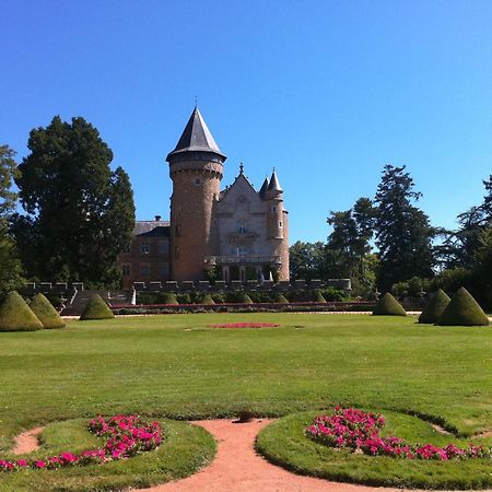Chateau De Busset Exterior foto